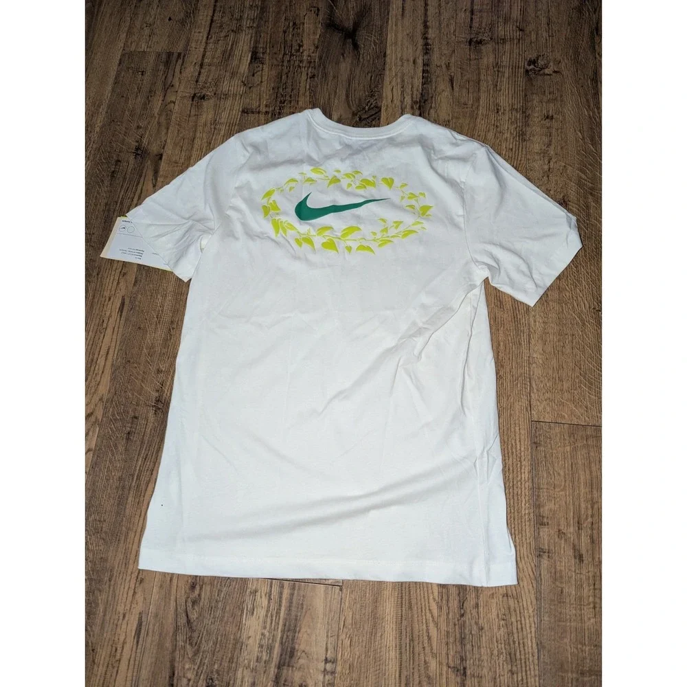 Mens Nike Sportswear Nurture Sole T-Shirt‎ Size Medium HJ0618-133